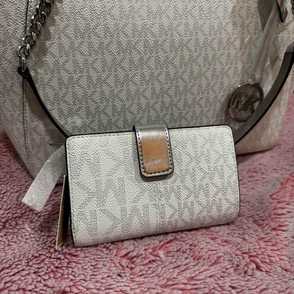NWT Michael Kors Jet Set Large Logo Shoulder Bag Purse and Wallet Set - Picture 5 of 11
